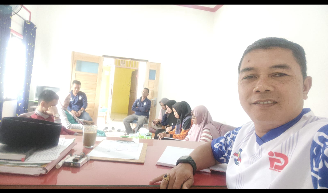 Rapat Koordinasi, Dan Memperkenalkan Kaur TU Baru