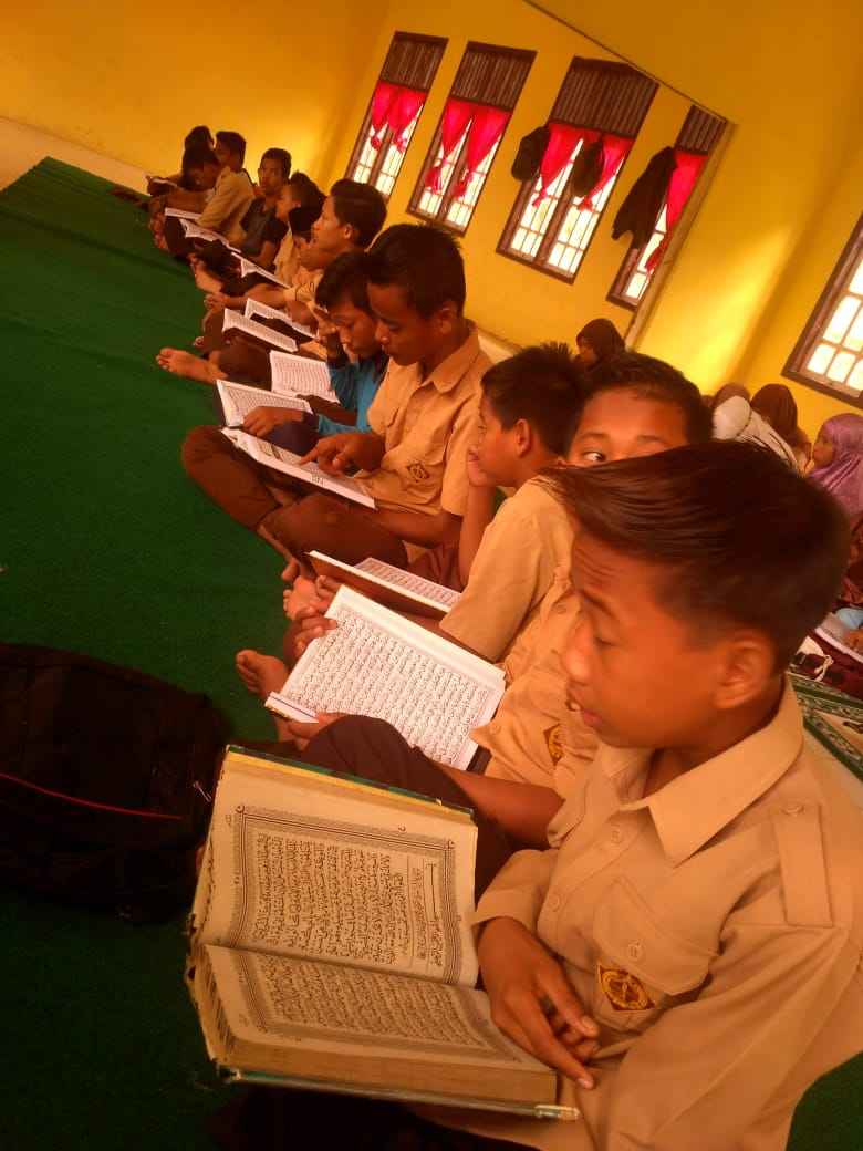 Pengajian Pagi Upaya Tingkatkan Keimanan Siswa